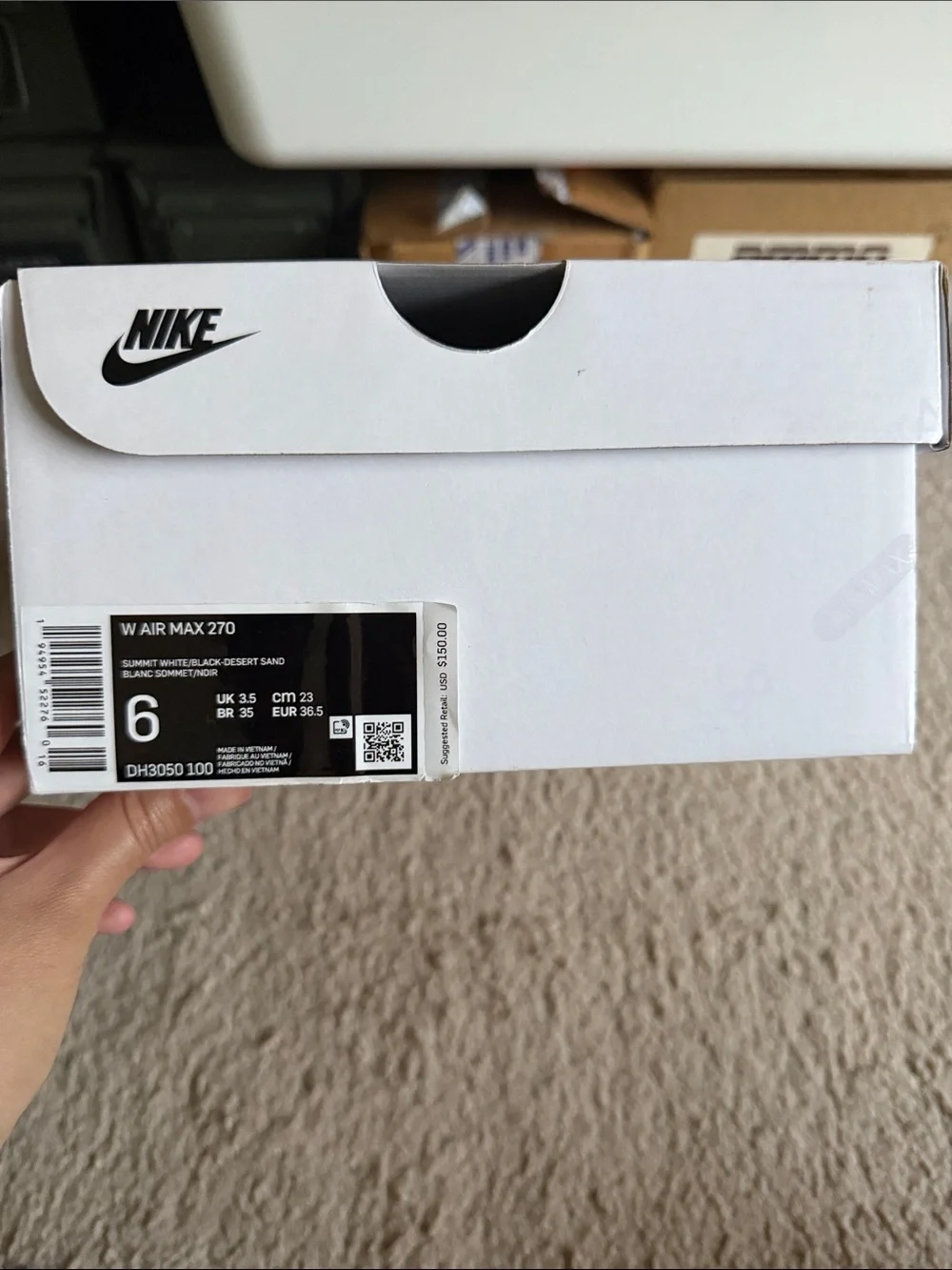Nike- W Air Max 270